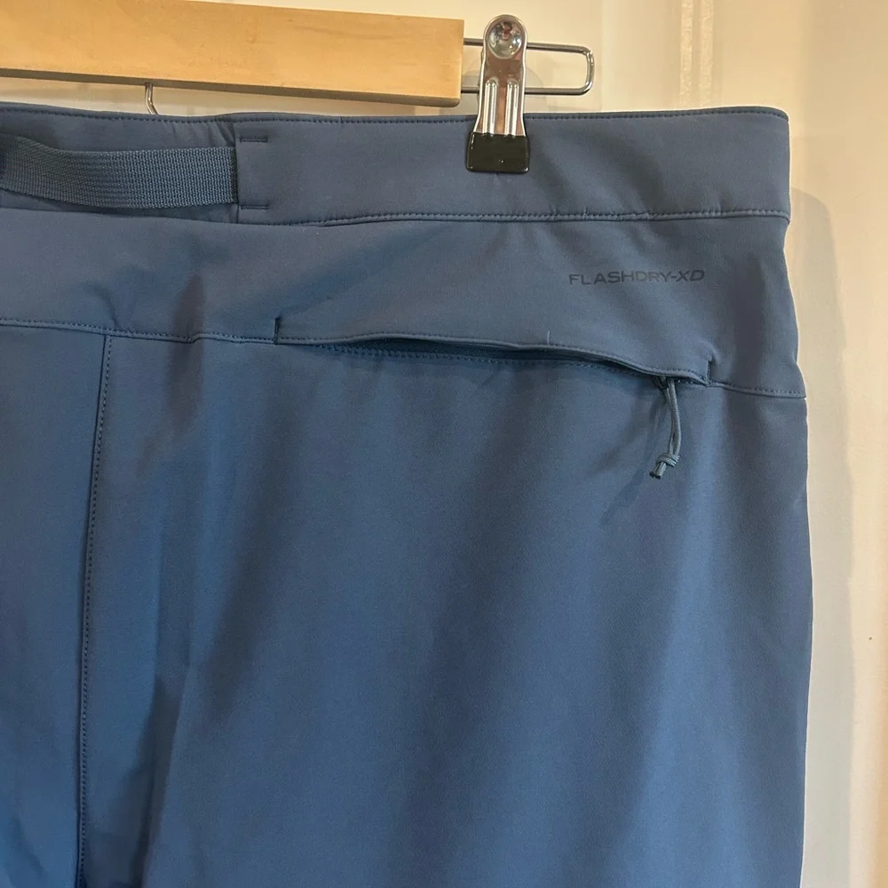 The North Face Women’s Bridgeway Zip-Off‎ Blue Pants Women’s Size 16